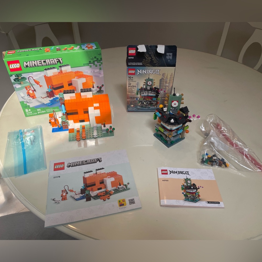 LEGO Minecraft-The Fox Lodge & LEGO Ninjago Temple Bundle -